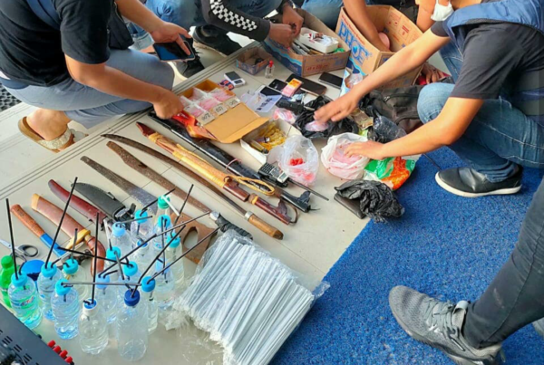 Tim Gabungan Berantas BNNP kalteng bersama dengan BNNK palangka Raya dan Dit Samapta Polda Kalteng grebek Kampung Narkoba di Puntun